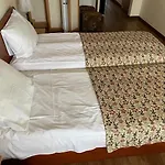 санаторій кришталевий палац 4 корпус Truskavets