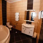 санаторій кришталевий палац 4 корпус Hotel Truskavets