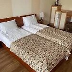 санаторій кришталевий палац 4 корпус Hotel Truskavets