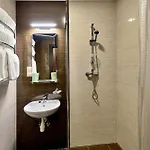 Hotel санаторій кришталевий палац 4 корпус