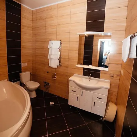 санаторій кришталевий палац 4 корпус Hotel Truskavec'