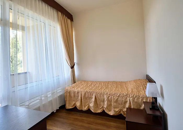 Отель санаторій кришталевий палац 4 корпус 4*