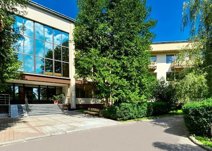 санаторій кришталевий палац 4 корпус فندق تريسكافيتس